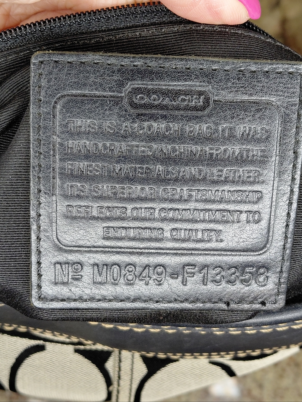 Coach Bleecker Signature Bucket Shoulder Bag, F13358. Black & Gray. - Picture 6 of 13